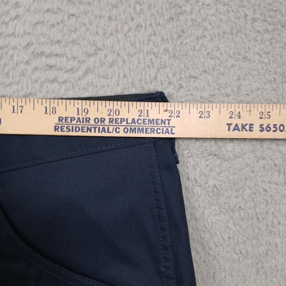 Wrangler Workwear Pants Mens 42x32 Navy Relaxed Fit Work Pant Tool Pockets NWT - Picture 5 of 6
